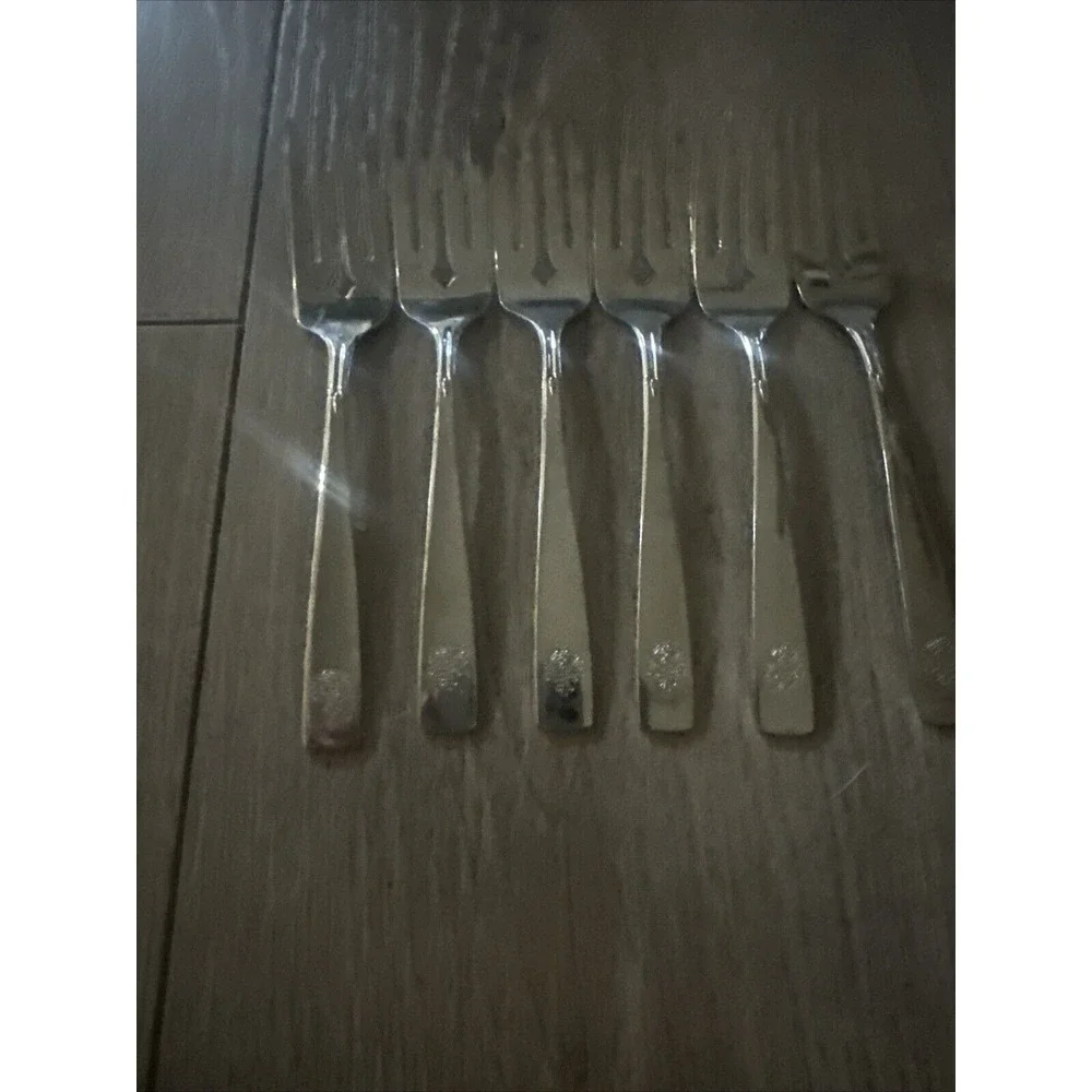 6 PCs Oneida USA Stainless Silverware‎ OHS293 Salad Forks